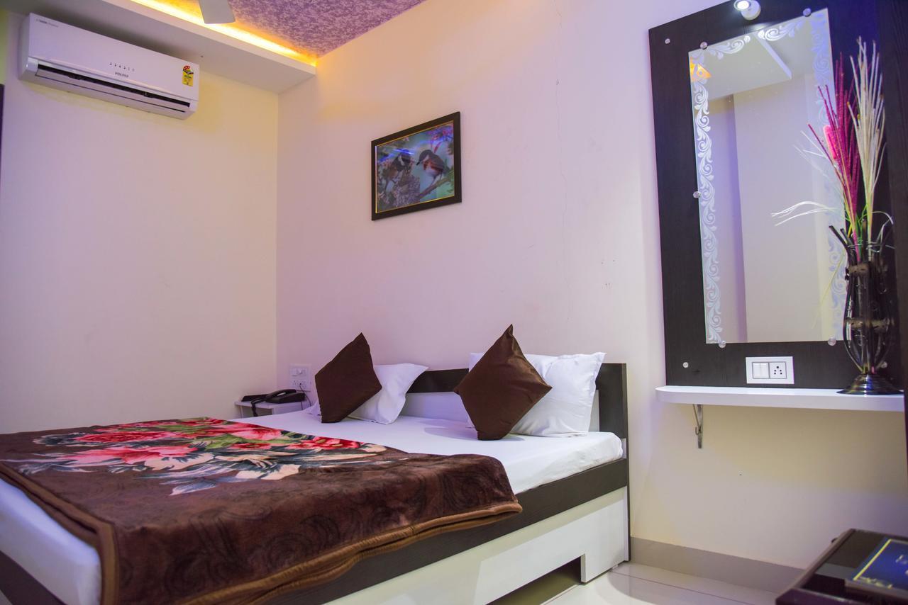 Hotel Tulsi Residency Bhuj Exterior photo