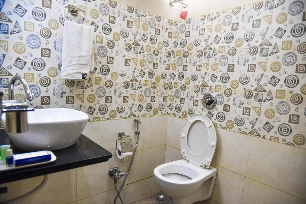 Hotel Tulsi Residency Bhuj Exterior photo